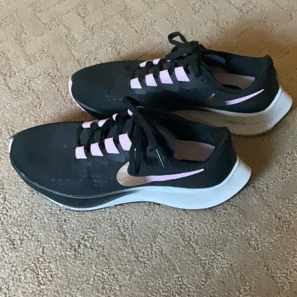NEW Nike Air Zoom Pegasus 37 womens running shoes black pink white size 8.5